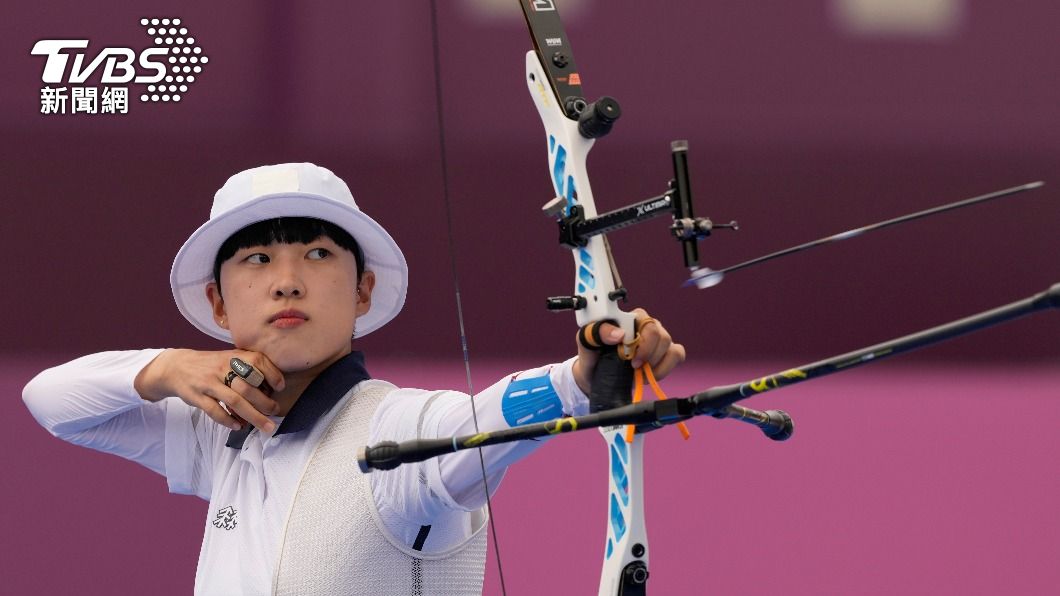 安山在最後射出一支10分制勝箭。(圖/達志影像美聯社)