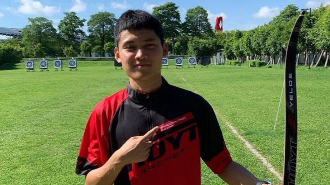 湯智鈞獲東奧男子射箭團體賽銀牌。(圖/翻攝自湯智鈞IG)