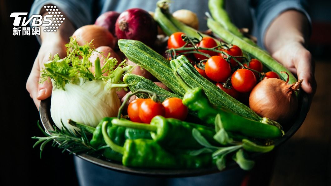 打疫苗後，多吃深色蔬菜。（示意圖／shutterstock達志影像）