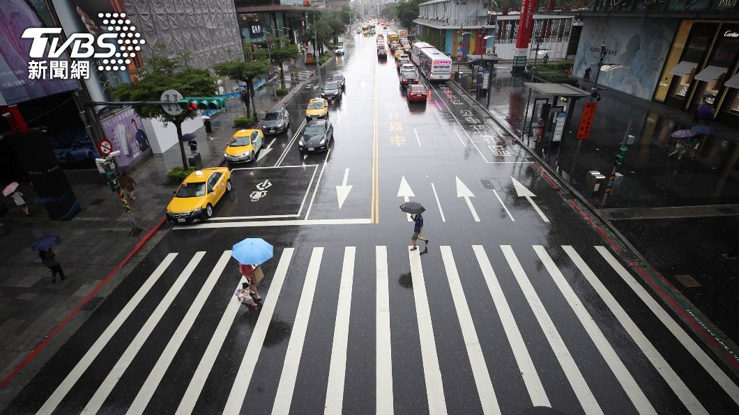10縣市豪、大雨特報 鄭明典:天氣還可能更不穩定