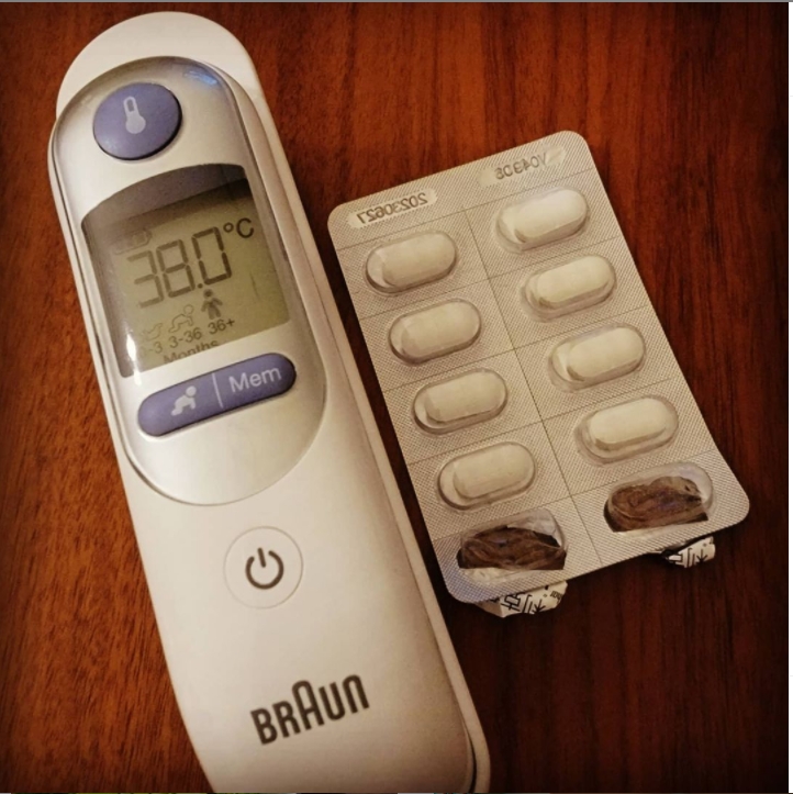 韓瑜打完AZ發高燒到38度。(圖/翻攝自angelh1209 IG)