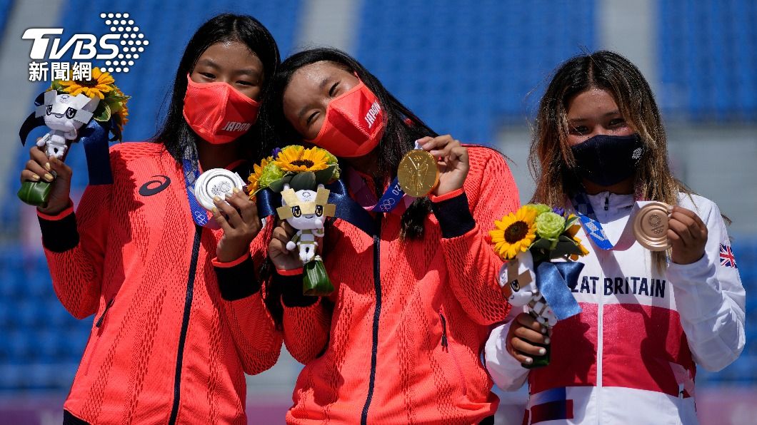 滑板女子公園賽「小鬼當家」 前三名平均14.6歲