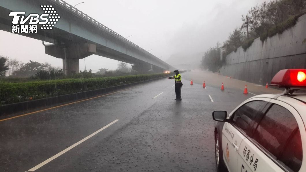 豪雨恐亂父親節!盧碧降級回馬槍 中心恐登北台灣陸地