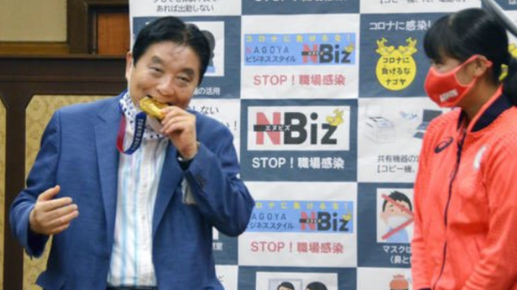 日奪金選手獎牌遭市長咬 東奧組委會「非瑕疵」不給換