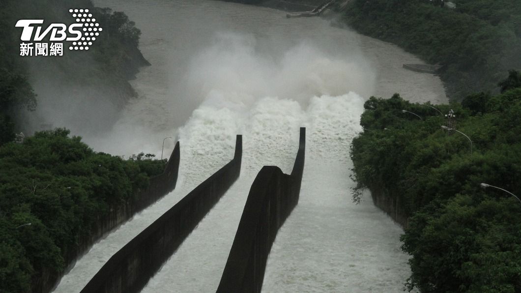 曾文水庫持續放水 4天洩洪近1座南化水庫蓄水量