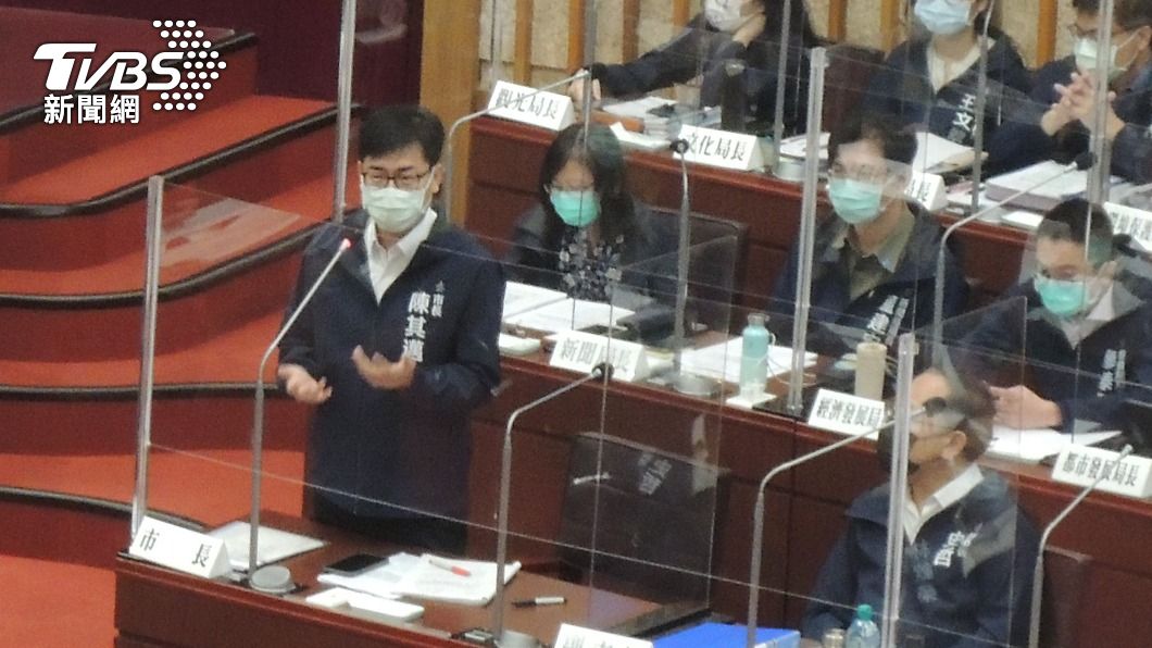 陳其邁捐月薪、特別費 邱于軒再籲市府官員跟進
