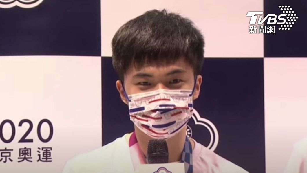 林昀儒感謝搭檔鄭怡靜和前輩莊智淵。（圖／TVBS）