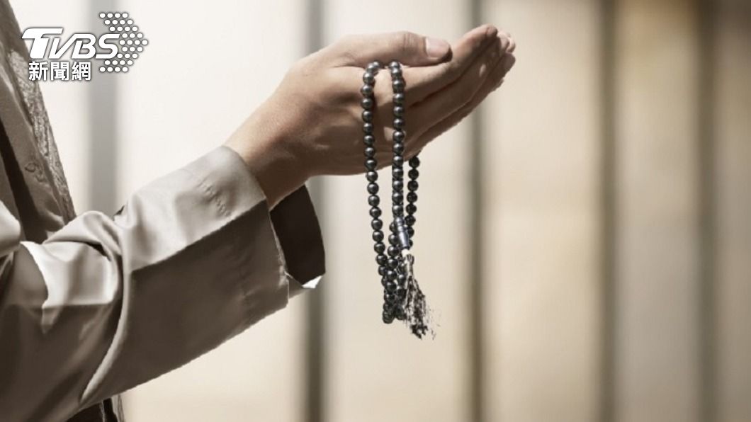 為挽回男友!痴情女砸2萬做法事 神棍討「私密照」竟全給了