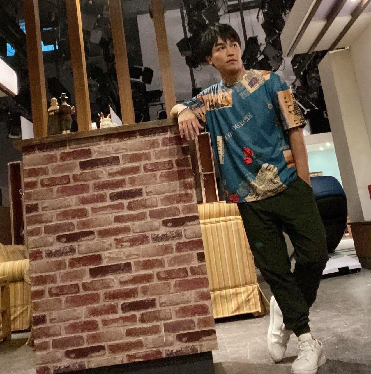 兒子「阿卡將」半夜爆哭5小時,張峰奇依然超有耐心。(圖/張峰奇提供)
