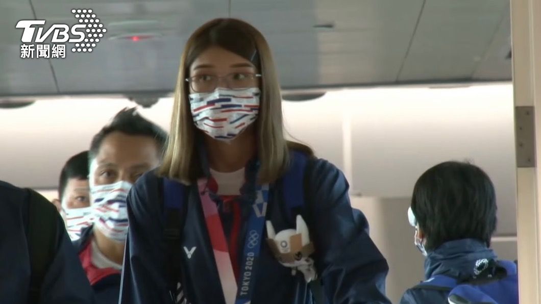 黃筱雯為台灣拿下第一面拳擊獎牌。(圖/TVBS)