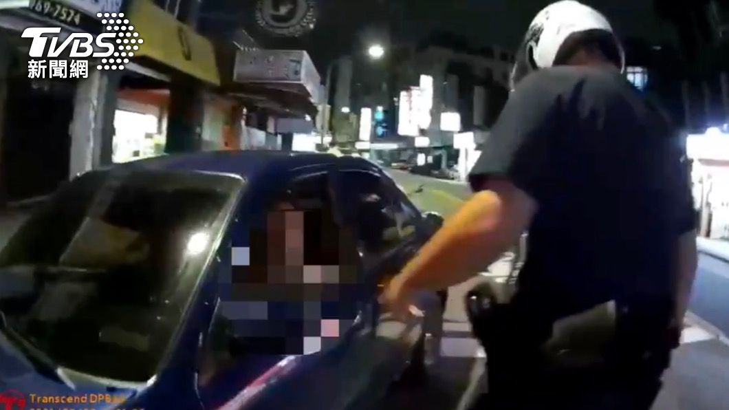 詐騙車手敗在「安全帶」！剛領完贓款被盤查　警還搜出毒