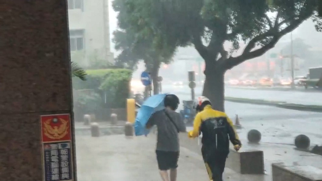 圖/翻攝自大里人聊天室
