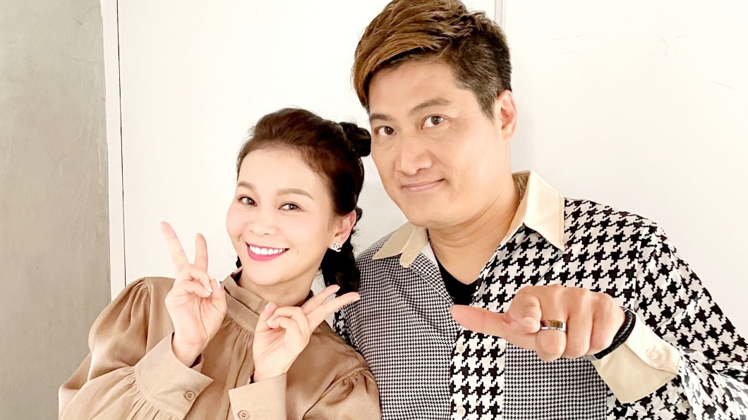 「終於拋下陳隨意!」謝宜君變心撇老公 合體新歡笑開懷