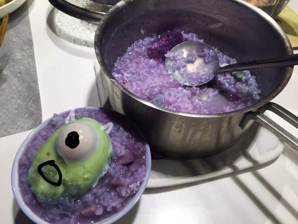 網友搞笑的將原PO做出的料理畫上眼睛、嘴巴，神似動畫角色「麥克華斯基」。（圖／翻攝自老百姓日常三餐交流會 臉書）