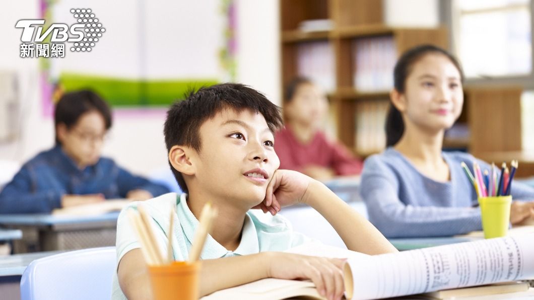 謝宗學說,孩子應該可以在9月開學,但3項生活習慣早已改變。(示意圖/Shutterstock達志影像)