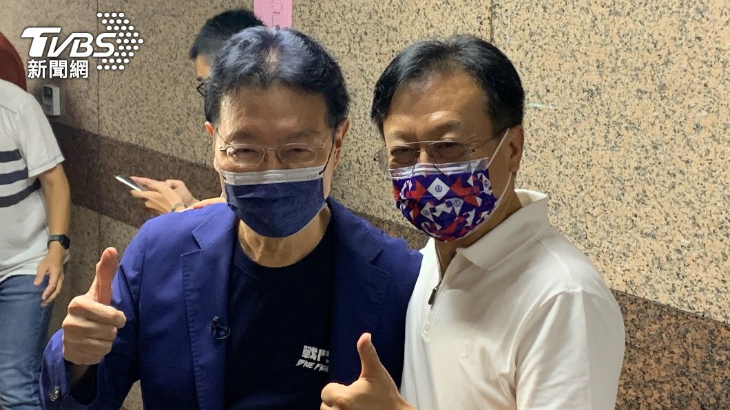 中廣董事長趙少康、彰化縣前縣長卓伯源一同出席黨中央活動(圖/TVBS)