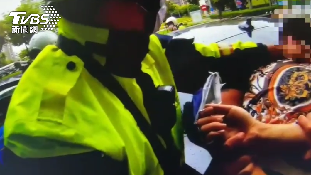 警方在新莊區找到竊賊。(圖/TVBS)