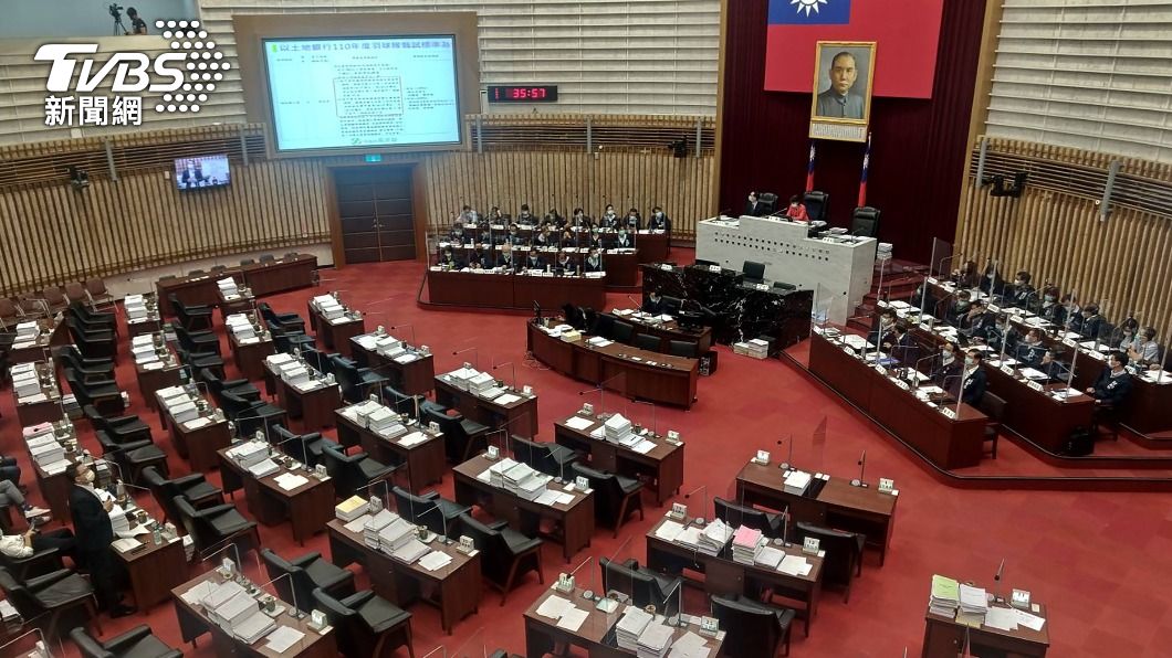 政院擬推振興五倍券 高雄加碼並成立優惠資訊平台