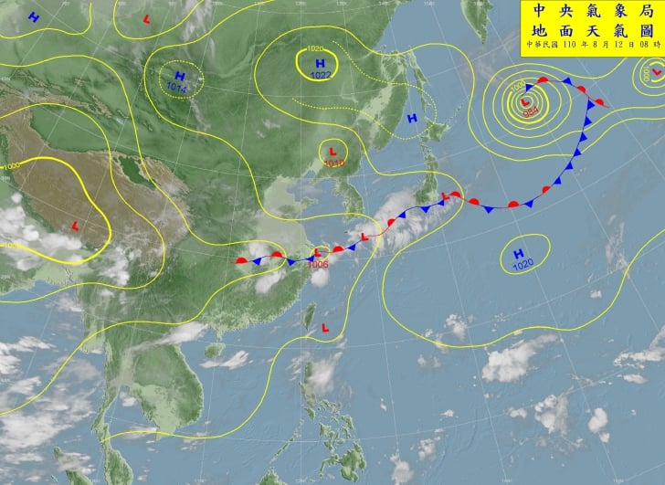 台灣地面天氣圖。（圖／中央氣象局）