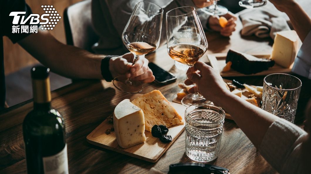 飲酒攝取量男女大不同 一不注意竟等同灌「油」下肚!