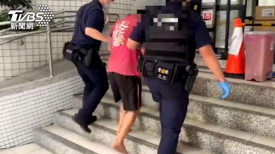 屁股流血了！老友相約住家喝酒竟鬧不合　水果刀刺傷臀部