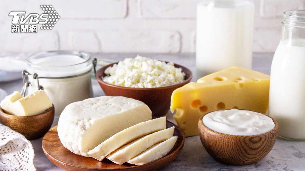 營養師提醒，乳酪有可能不是乳製品而是奶油。（示意圖／shutterstock達志影像）