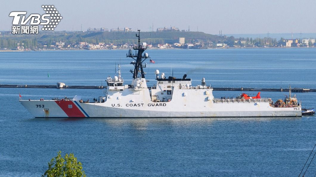 拜登任內第8度！美軍艦通過台海　展現自由開放印太承諾