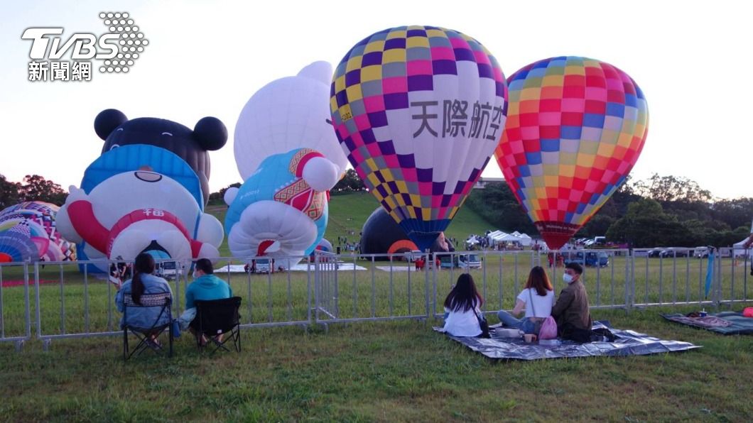 台東熱氣球嘉年華 外縣市遊客只能管制區外觀賞