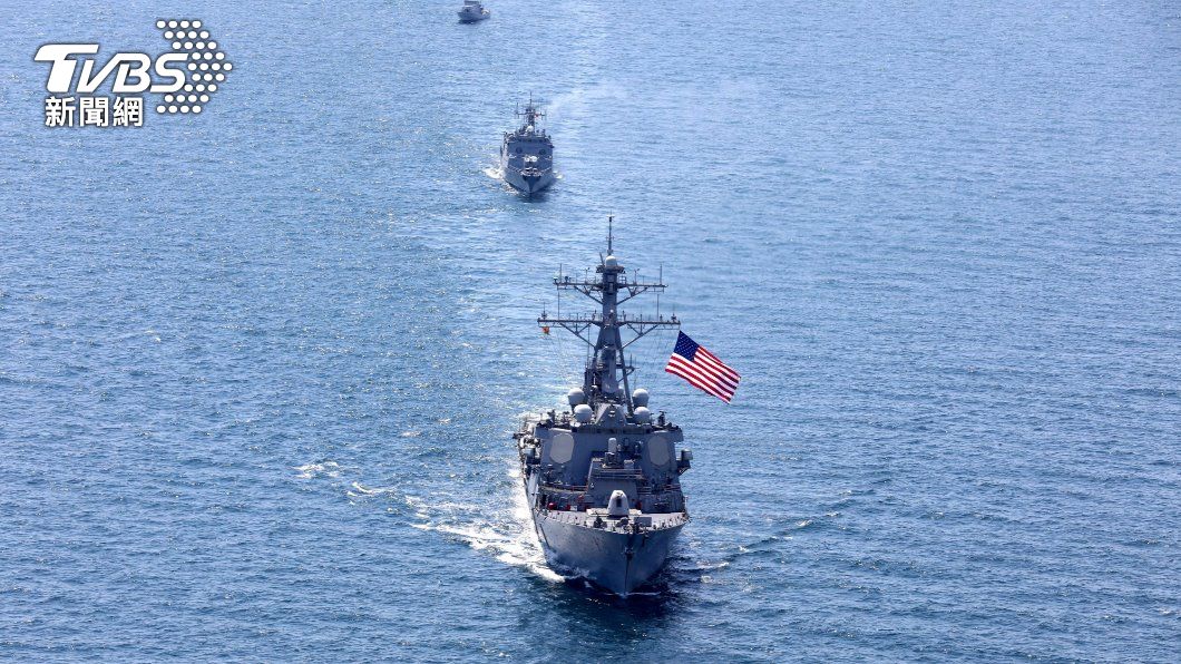 美日東海操演對中施壓 兩神盾艦訓練戰術
