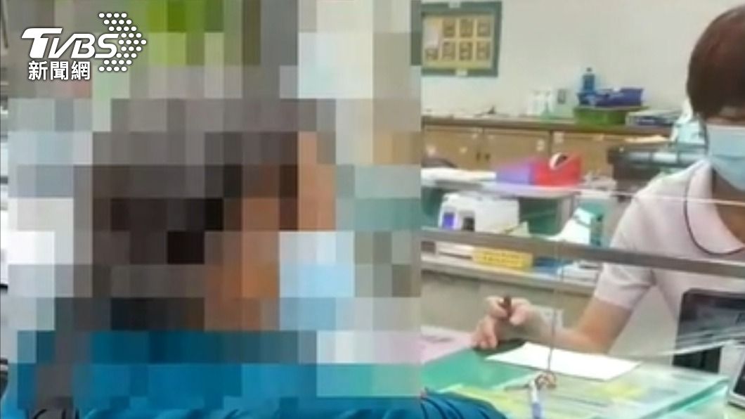 沒打疫苗不能提款?婦人急領500萬定存 警:假消息
