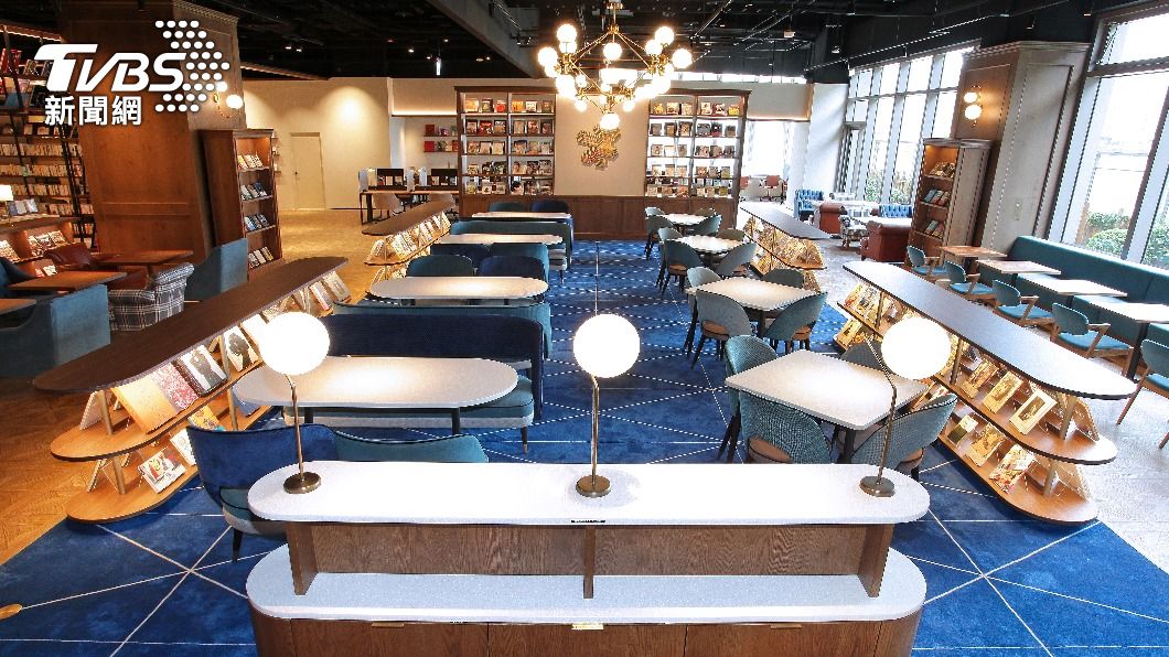 TSUTAYA BOOKSTORE蔦屋書店松山店是首間在日本海外有提供SHARE LOUNGE的店面。(圖/TSUTAYA BOOKSTORE提供)
