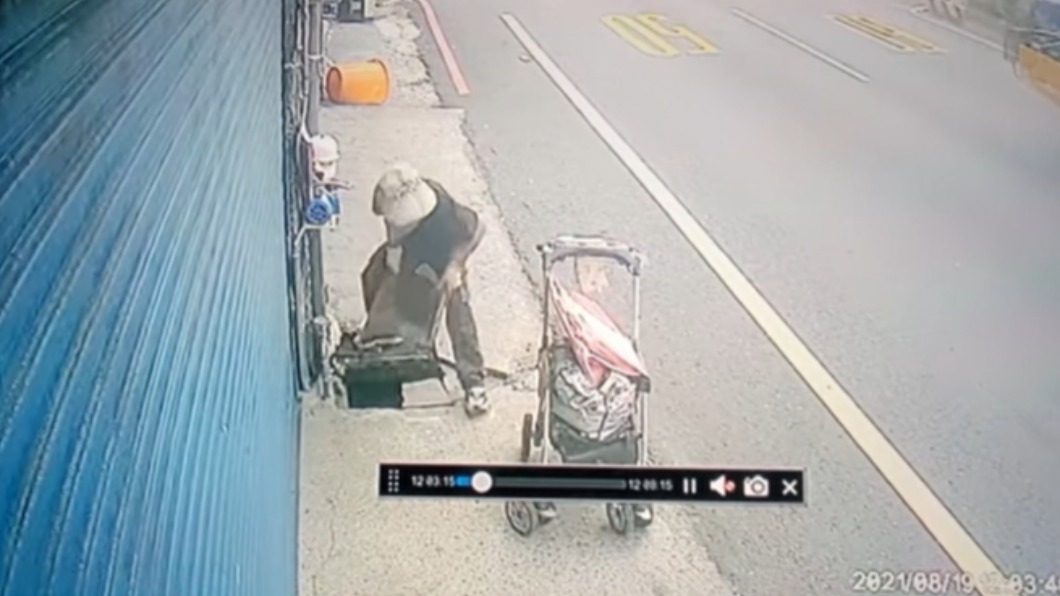 國小旁水溝蓋被連偷2次！留1米深洞　網怒：想害死誰