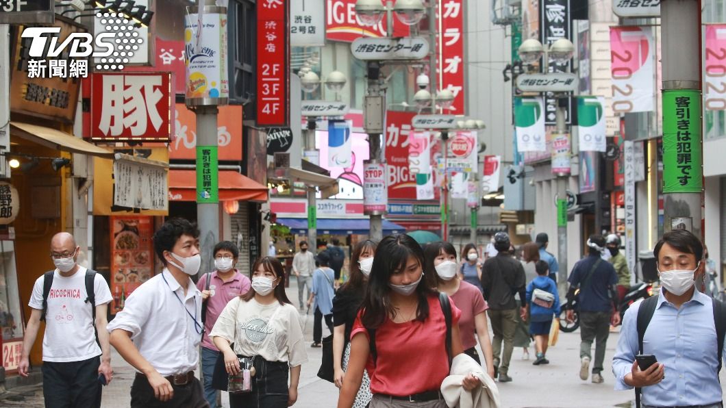 日本國內確診數再創新高。(圖/達志影像美聯社)