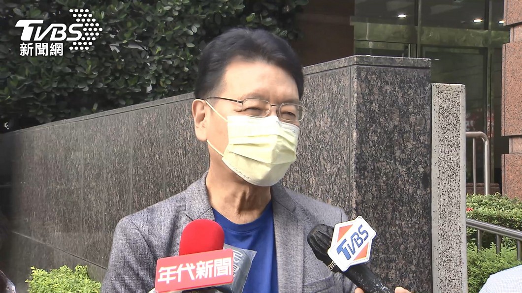 趙少康呼籲「請蔡英文用最受年輕人喜愛的文青語言動之以情,發起青年從軍運動」。(圖/TVBS資料畫面)
