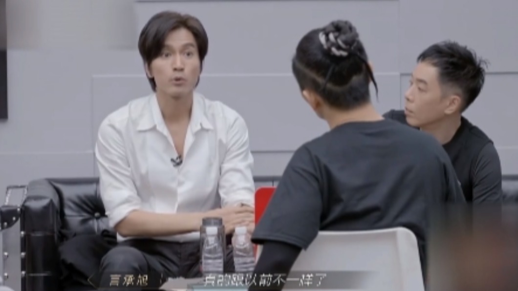 言承旭在節目上吐露心聲。(圖/翻攝自新浪綜藝微博)