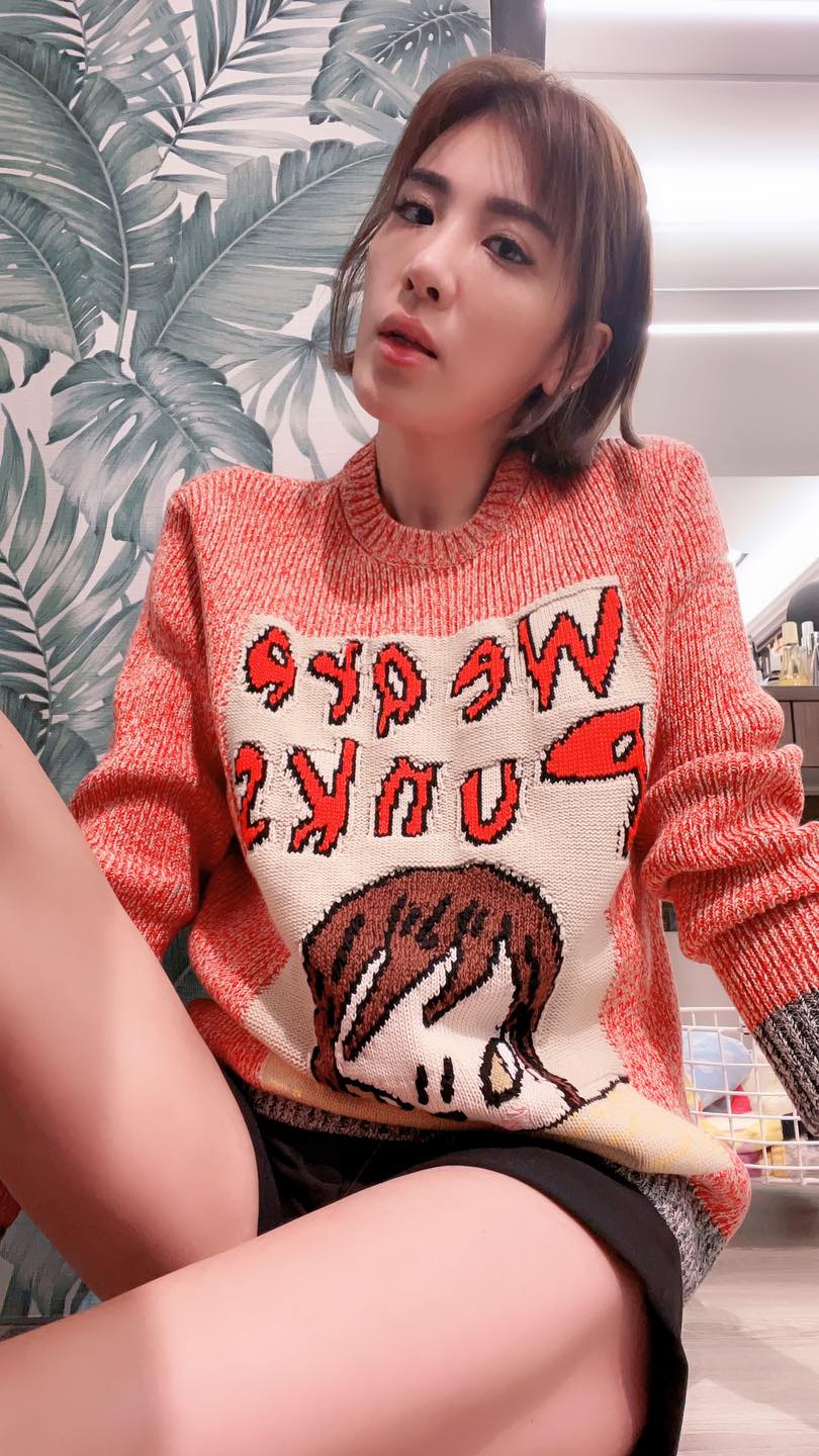 A女指控小禎設計李進良離婚。(圖/翻攝自胡小禎臉書)