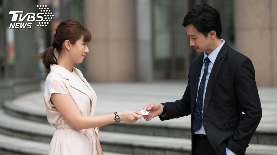 Darren撩妹金句猛攻方志友。圖TVBS