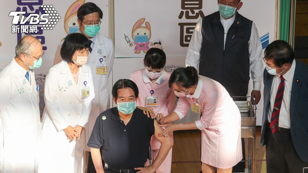 賴清德今接種高端疫苗。(圖/中央社)