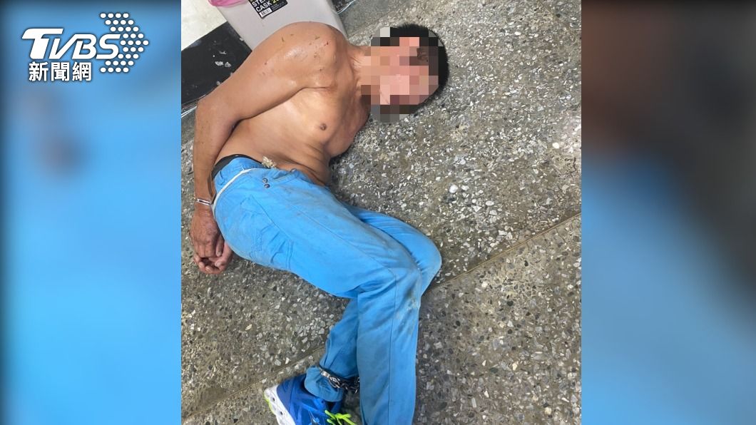 警方最後將其逮捕。（圖／TVBS）