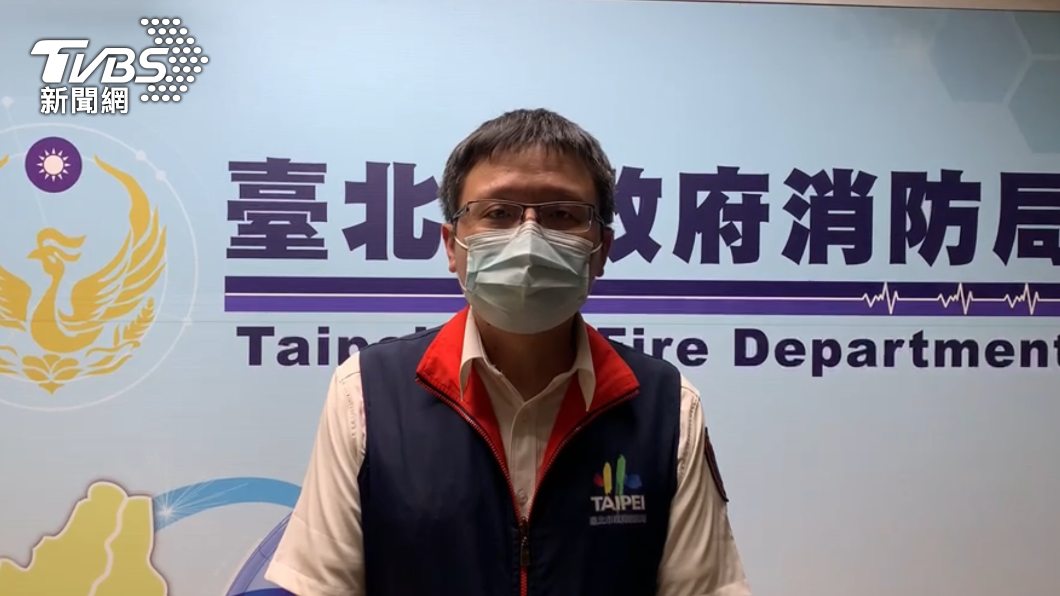 消防局表示為了維護報案者隱私民眾不得私自接聽無線電。(圖/TVBS)