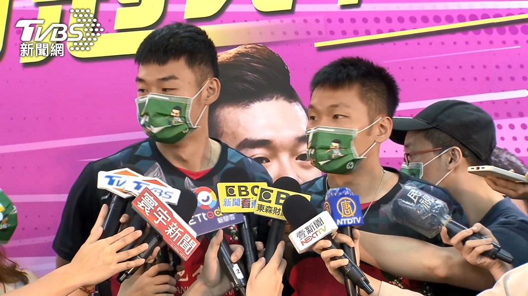 台灣男雙金牌組合「麟洋配」　獲BWF最佳進步獎