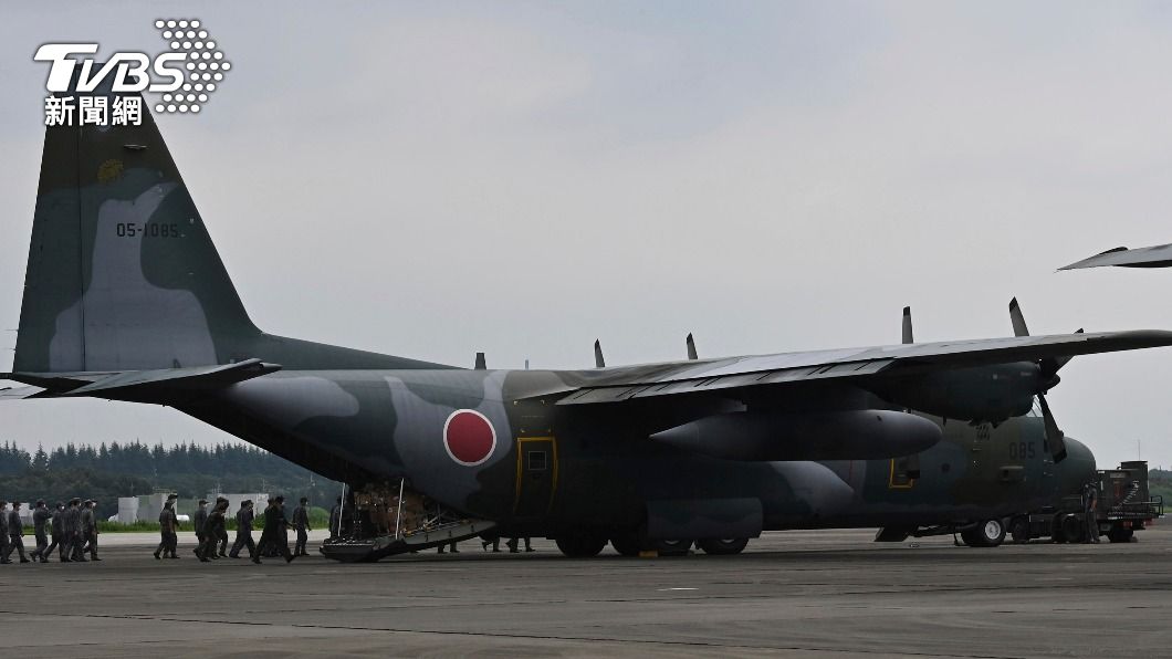 日本曾派出軍機撤僑,然而卻遇機場爆炸暫停任務。(圖/達志影像美聯社)