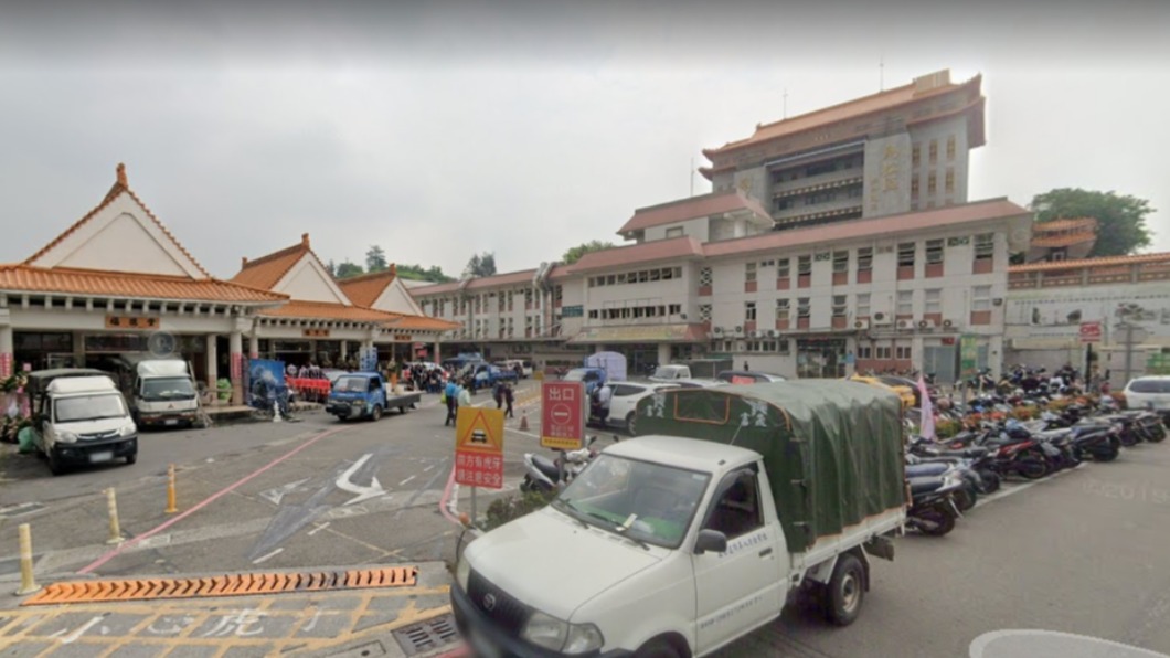 南非女曾確診回高雄奔喪 3度PCR後陰轉陽衛生局急匡列