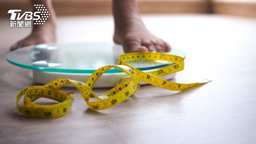 許多人拚命節食卻還是瘦不下來。(示意圖/shutterstock達志影像)