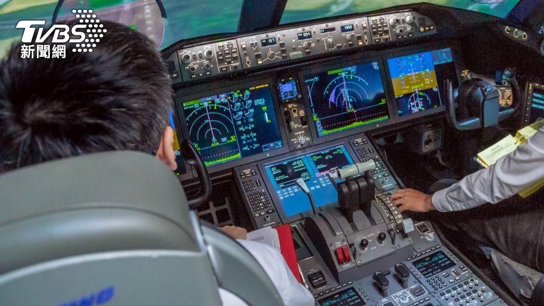 長榮航空有3機師確診。(圖/長榮航空提供)