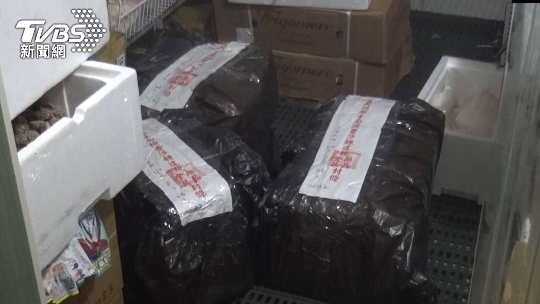 警方查封物品。(圖/警方提供)