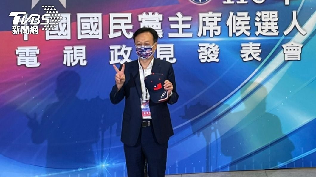 藍黨魁辯論！卓伯源戴郭董帽現身　張亞中和台灣國對嗆