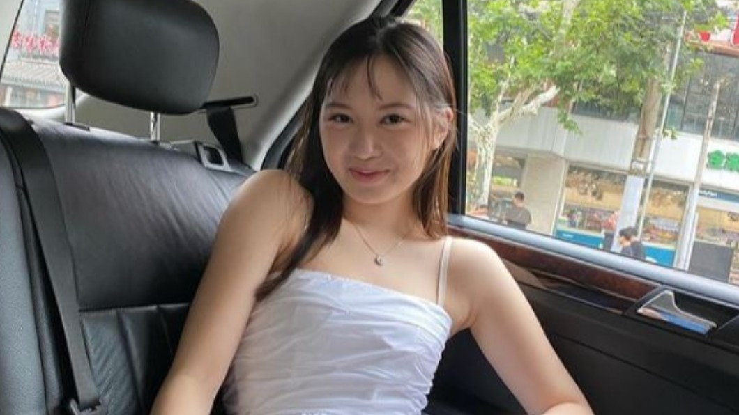 17歲的大女兒甄濟如完全承襲父母的高顏值。(圖/翻攝自甄濟如IG)