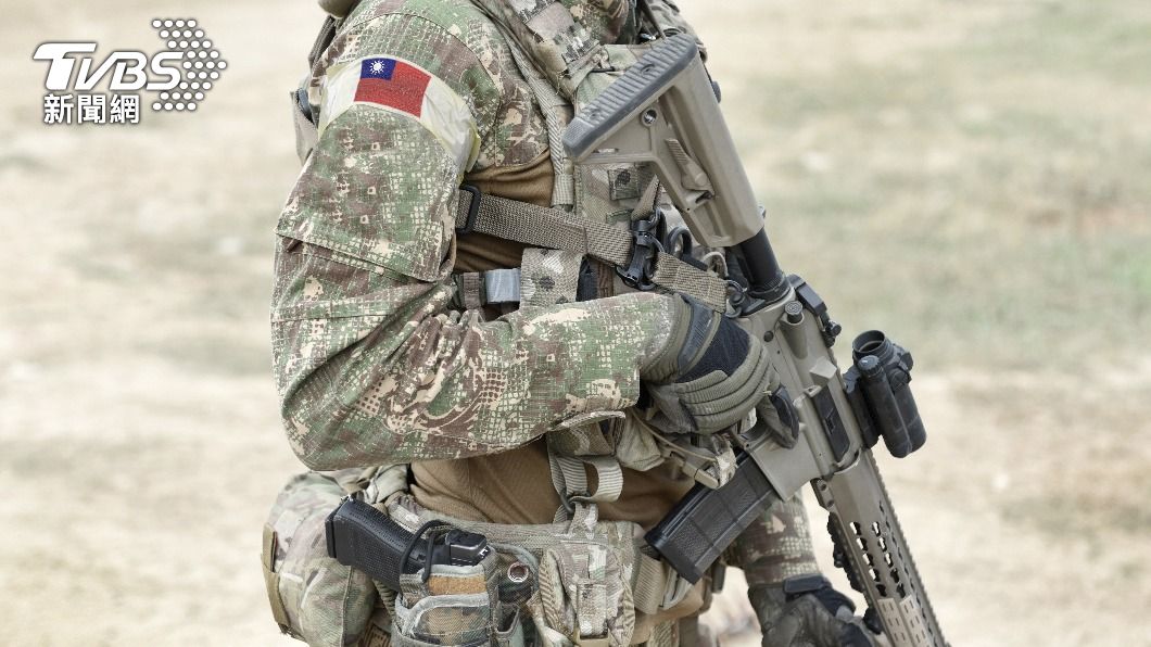 軍方認為徐男的行為已嚴重損及國軍形象。(示意圖,非當事人/Shutterstock達志影像)
