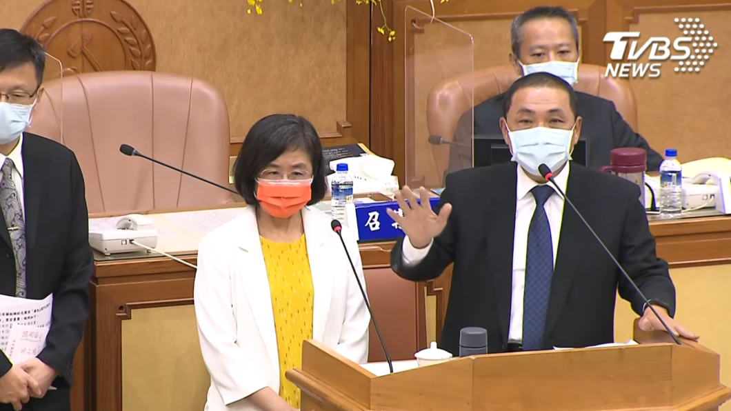 9名確診者匡列對象全送防疫旅館隔離。（圖／TVBS）